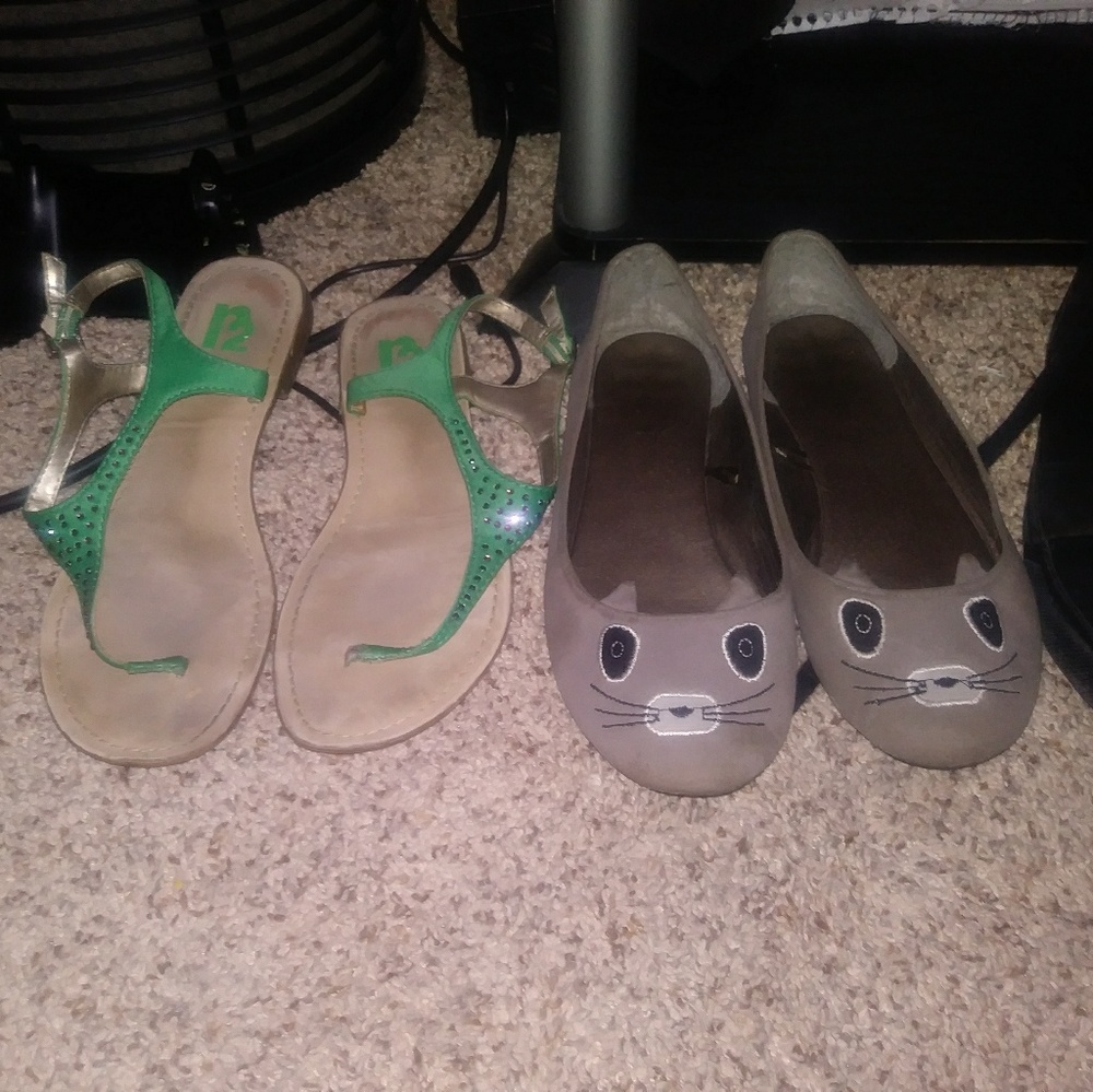 Shoes - Picture 2 of 5